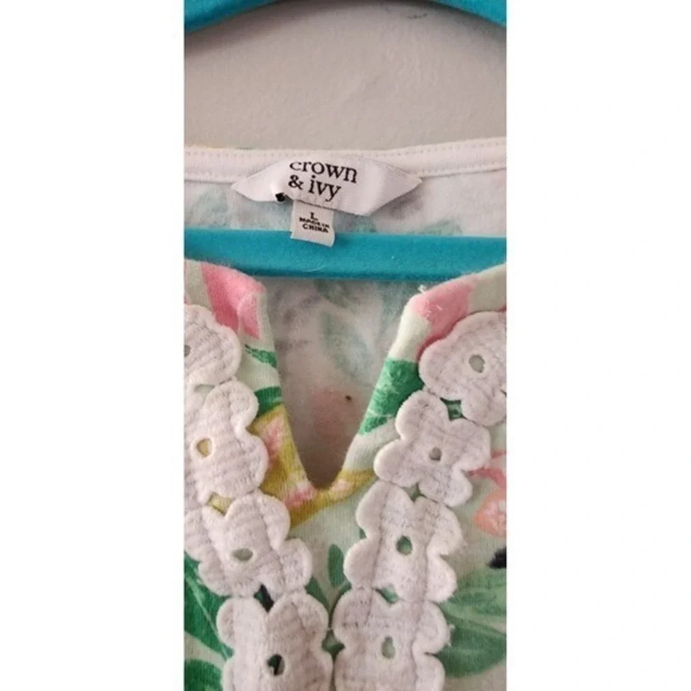 Girls large‎ crown and Ivy shirt elephants
